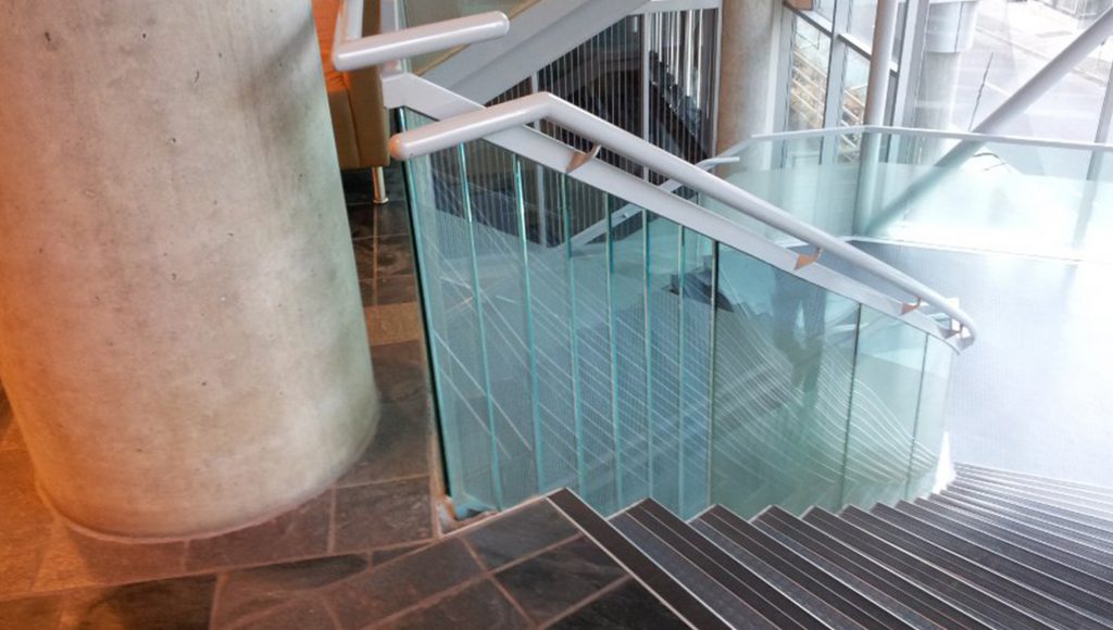 A Common Curved Glass Mistake Builders Make